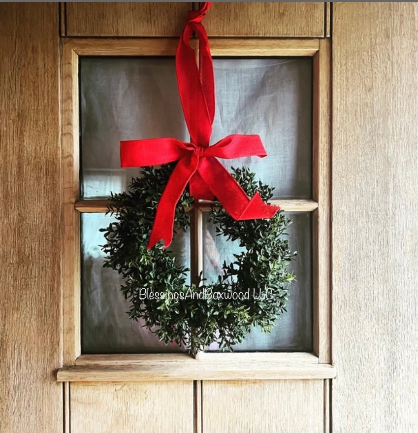 Christmas Boxwood Window Wreath, Christmas Boxwood Wreath, Christmas Window Wreath, Christmas Boxwood Wreath