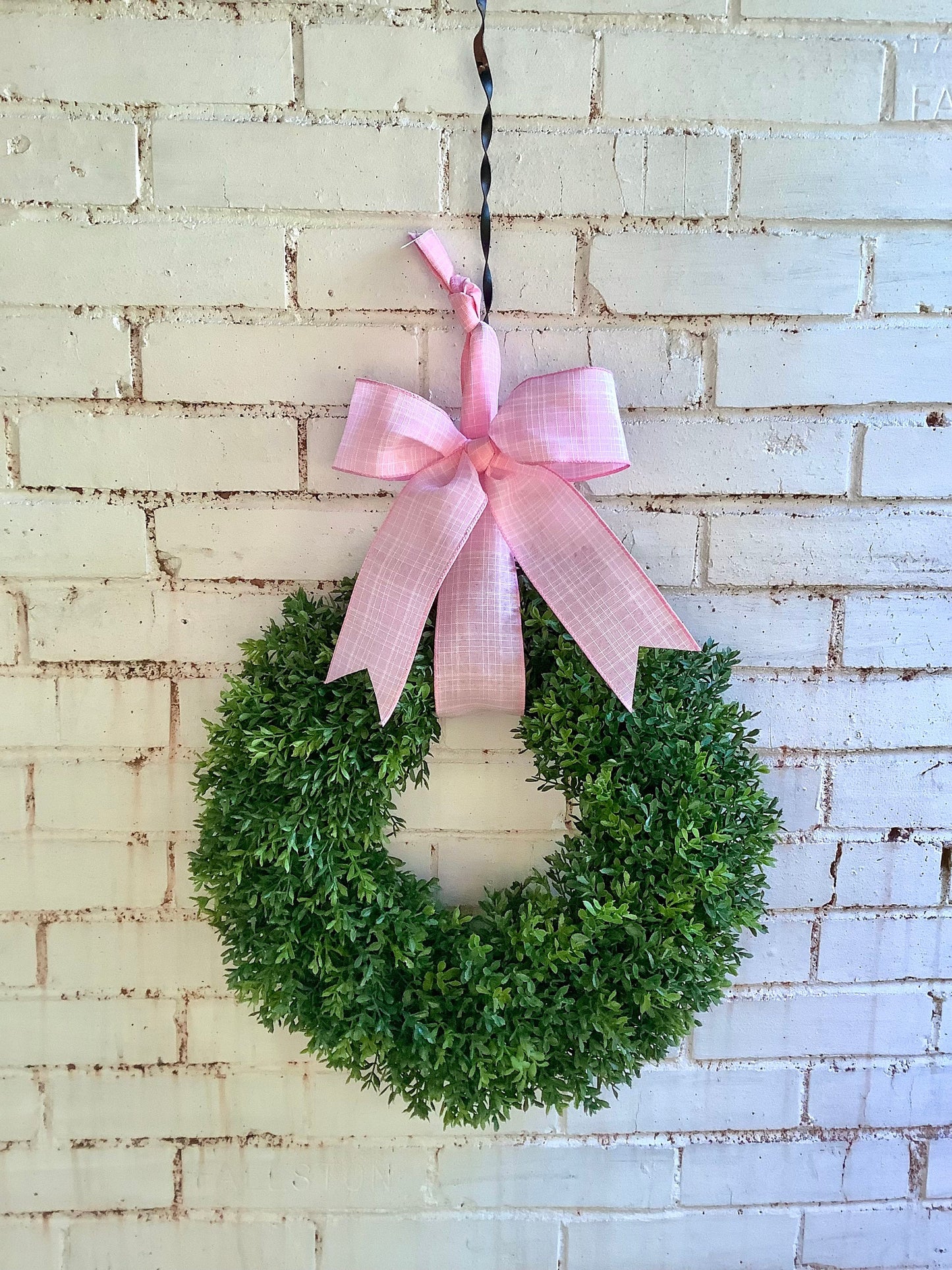 Pink Easter Boxwood Wreath, Spring Boxwood Wreath, Boxwood Wreath with Pink Bow, Window Wreath, Mothers Day Wreath, Everyday Door Wreath