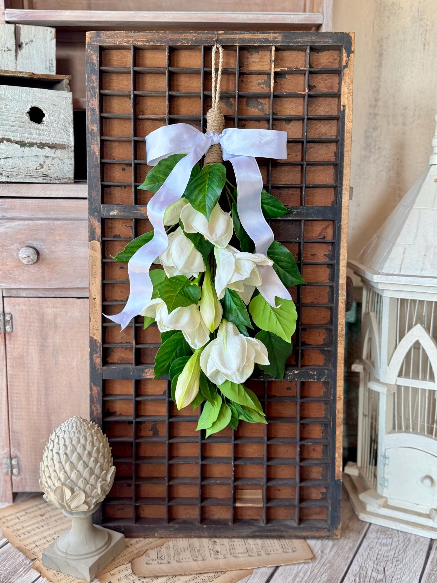 NEW 2025! White Easter Lily Swag Wreath, Easter Door Swag, Church Door Wreath, Spring Summer Teardrop Swag, White Wedding Pew Decor