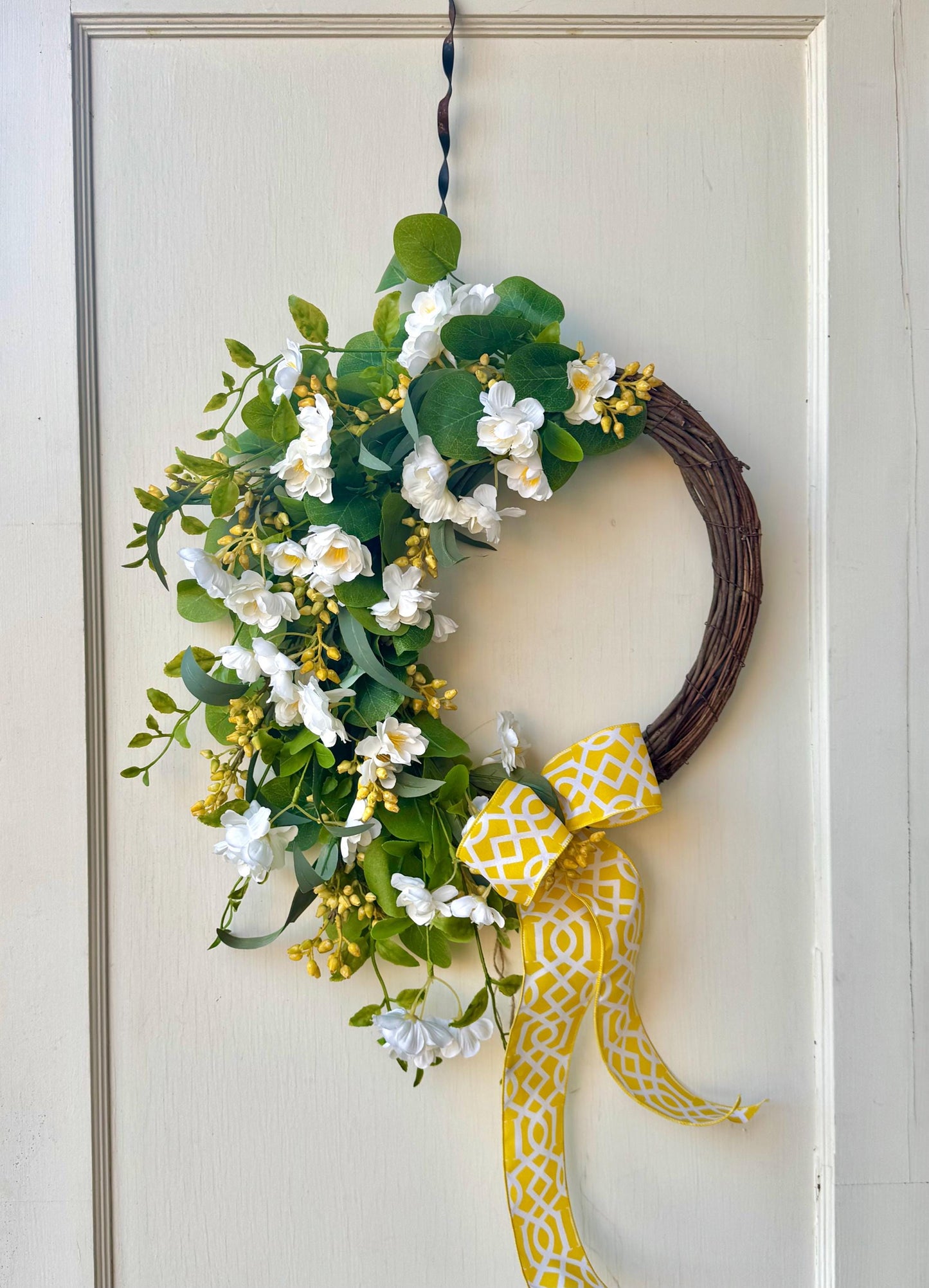 NEW 2025! White Yellow Cherry Blossom Wreath, Yellow Summer Wreath for Door, Yellow Easter Wreath, White Yellow Mothers Day Wreath