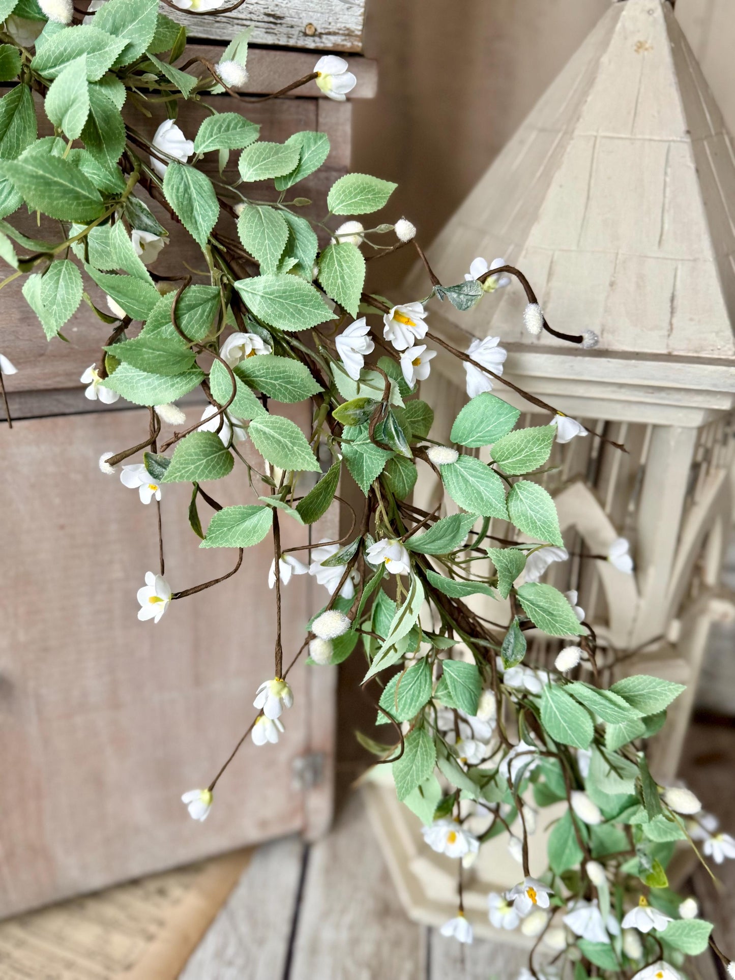 Wildflower Garland, Pussy Willow Garland, Garland for Mantle, White Wedding Garland, White Floral Garland, Country Rustic
