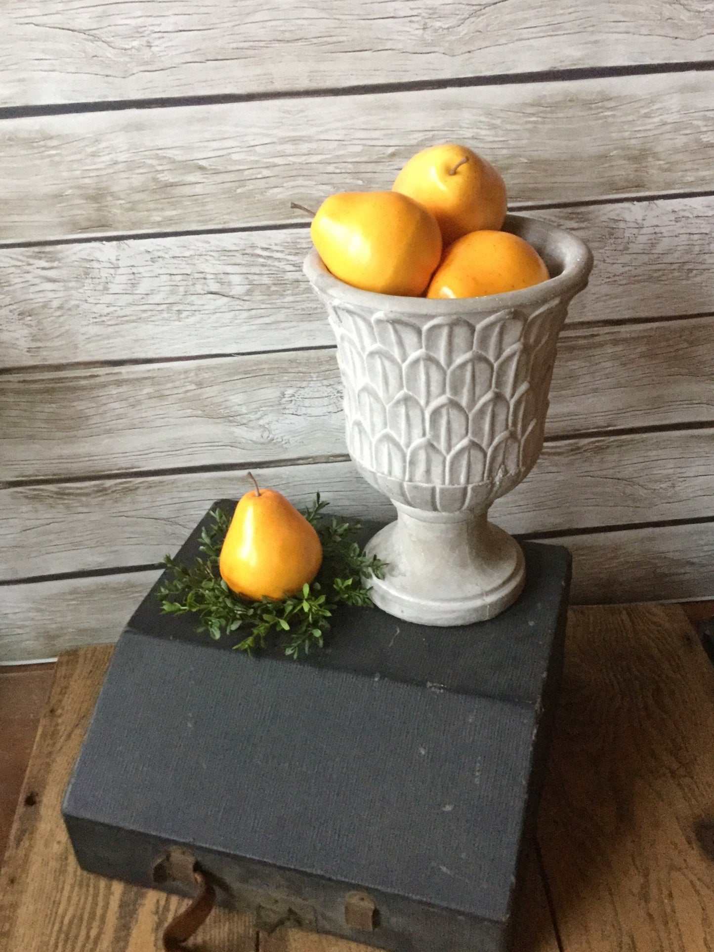 Boxwood Wreath, Boxwood Candle Wreath, Mini Wreath, Farmhouse Wreath, Window Wreath, kitchen Cabinet Decor