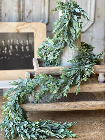 Greenery Garland, Spring Garland, Summer Garland, Fireplace Decor, Garland for Mantle, Mantle Decor, Farmhouse Garland, Wedding Garland