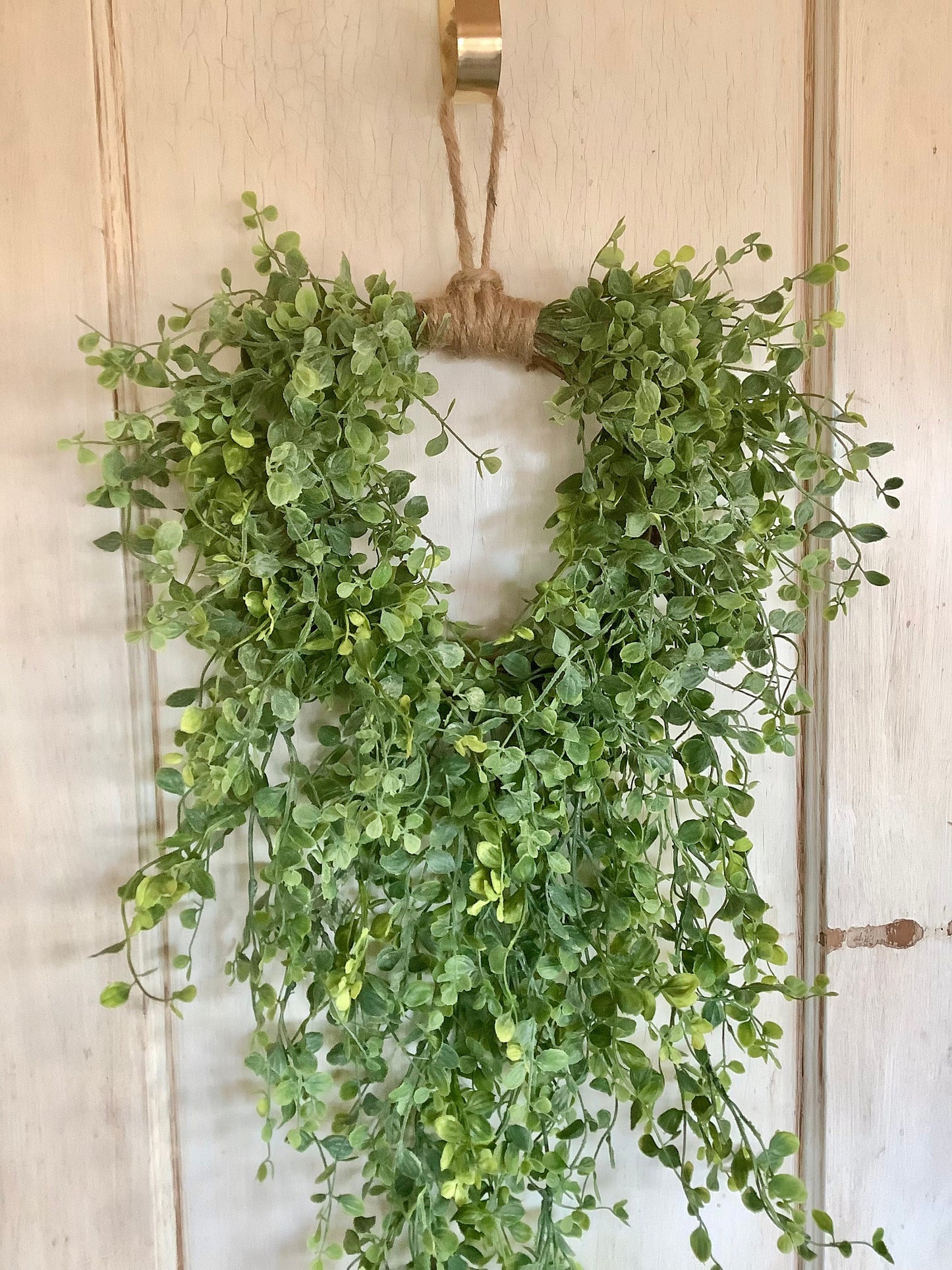 Spring Wreath, Wreath for Front Wreath, Hanging Vine Wreath, Front Door Wreath, Trending Summer Wreath, Door Wreath, Heart Wreath