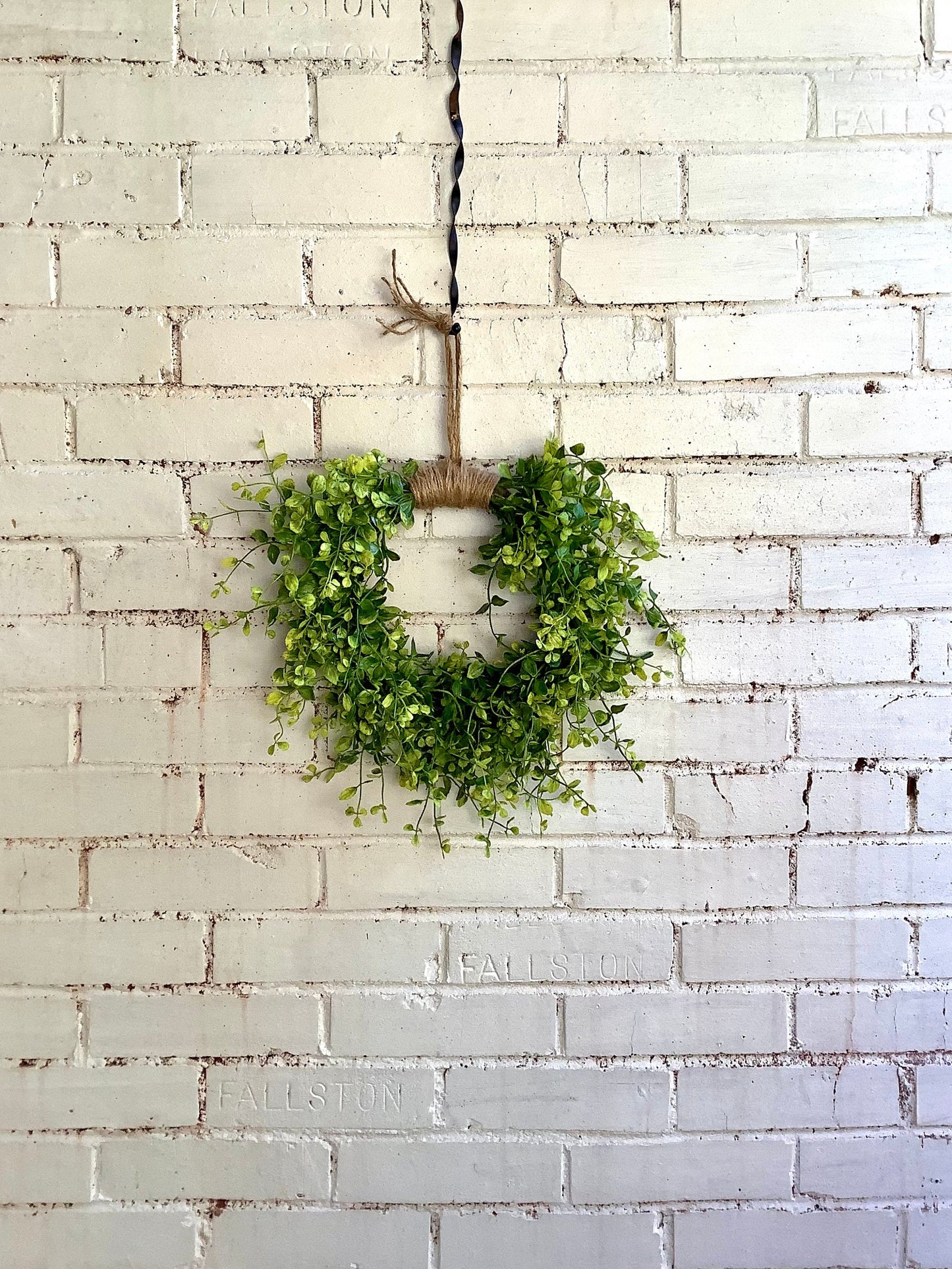 Spring Wreath, Greenery Wreath, Hanging Vine Wreath, Front Door Wreath, Heart Wreath, Kitchen Cabinet Wreath, Apartment Decor