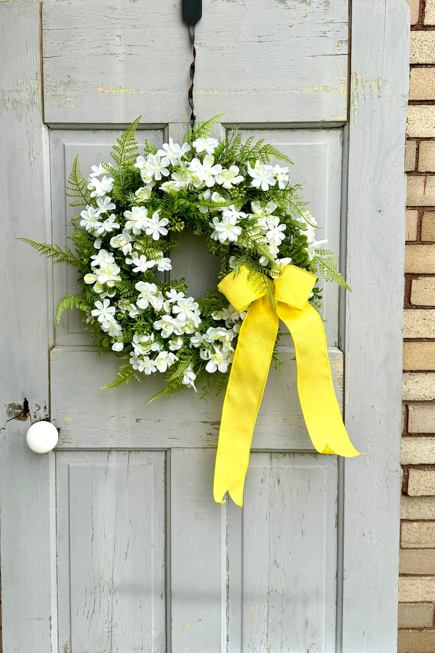 White Flower Wreath, Summer Wreath, Spring Wreath, Wreath for Front Door, Easter Wreath, Greenery Decor, Year Round, White Wedding Wreath