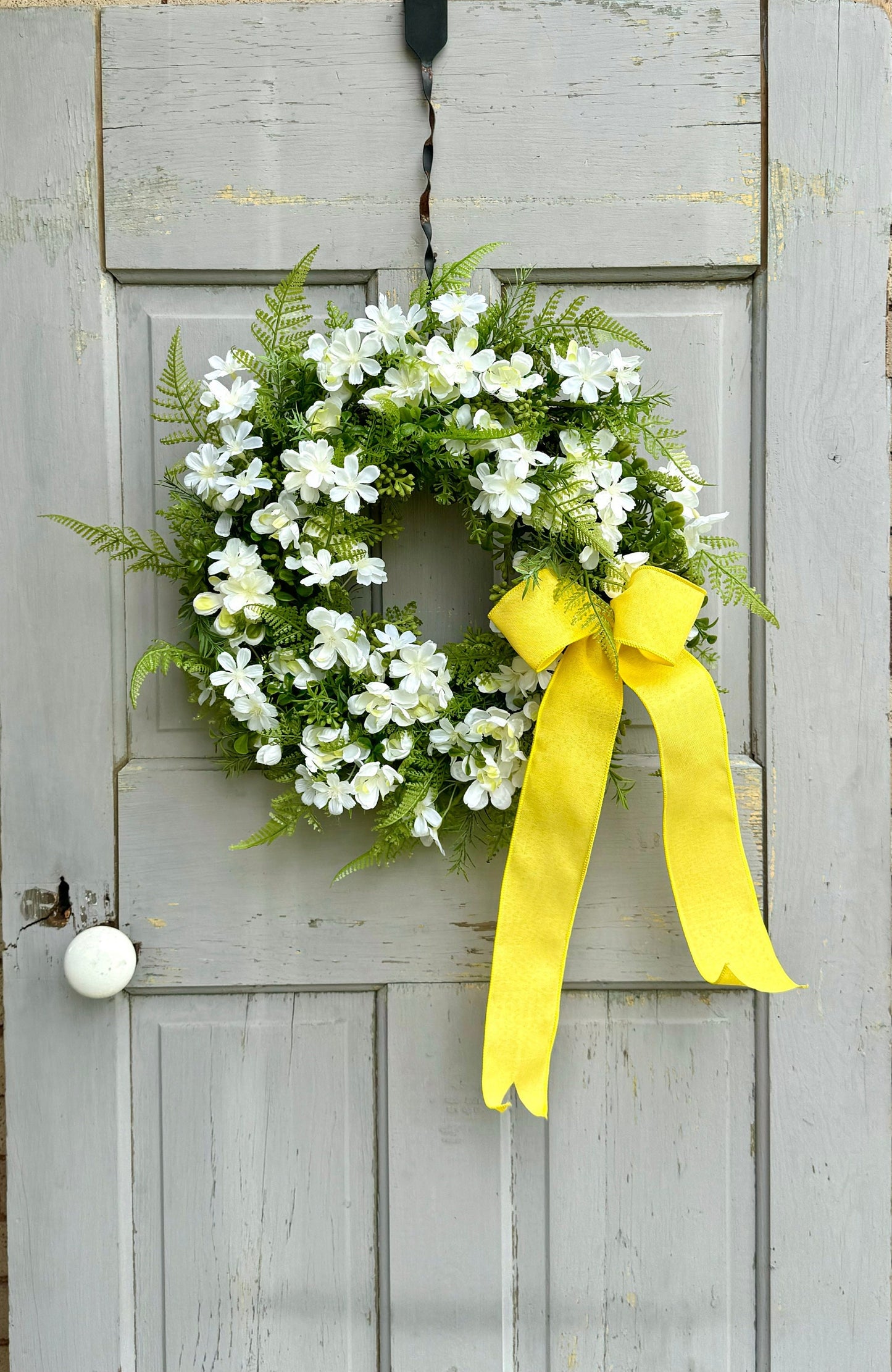 White Flower Wreath, Summer Wreath, Spring Wreath, Wreath for Front Door, Easter Wreath, Greenery Decor, Year Round, White Wedding Wreath