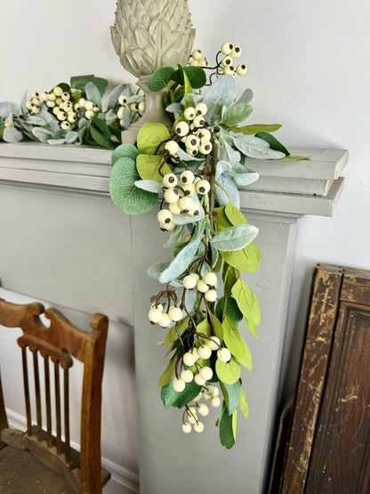 White Berry Garland, White Berry Lambs Ear Eucalyptus Garland, Garland for Mantle, Fireplace Decor, White Wedding Garland