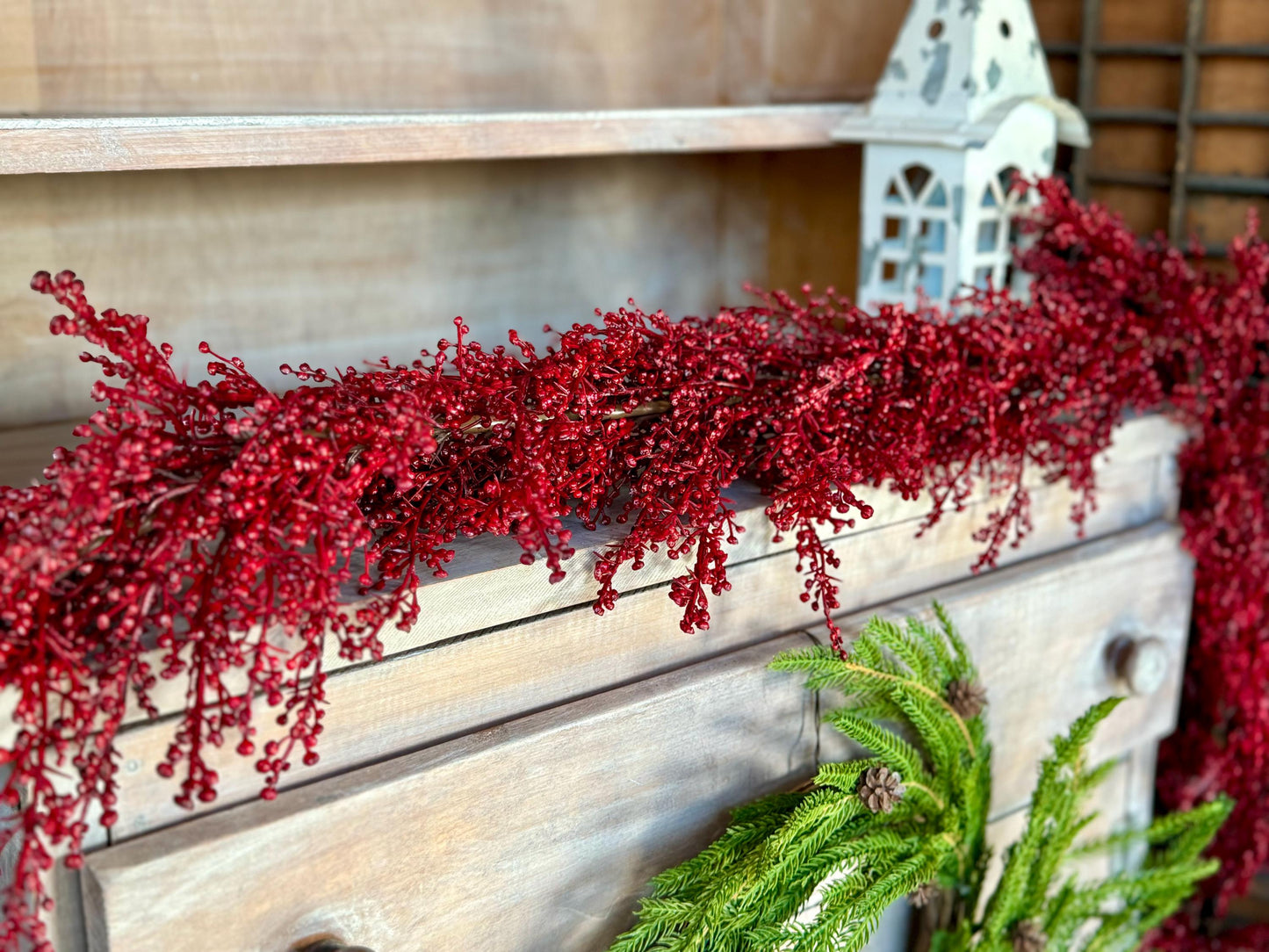 Red Christmas Berry Garland, Burgundy Garland, Kitchen Cabinets Decor, Christmas Table Decor, Fireplace Mantle Garland, Red Berry Garland