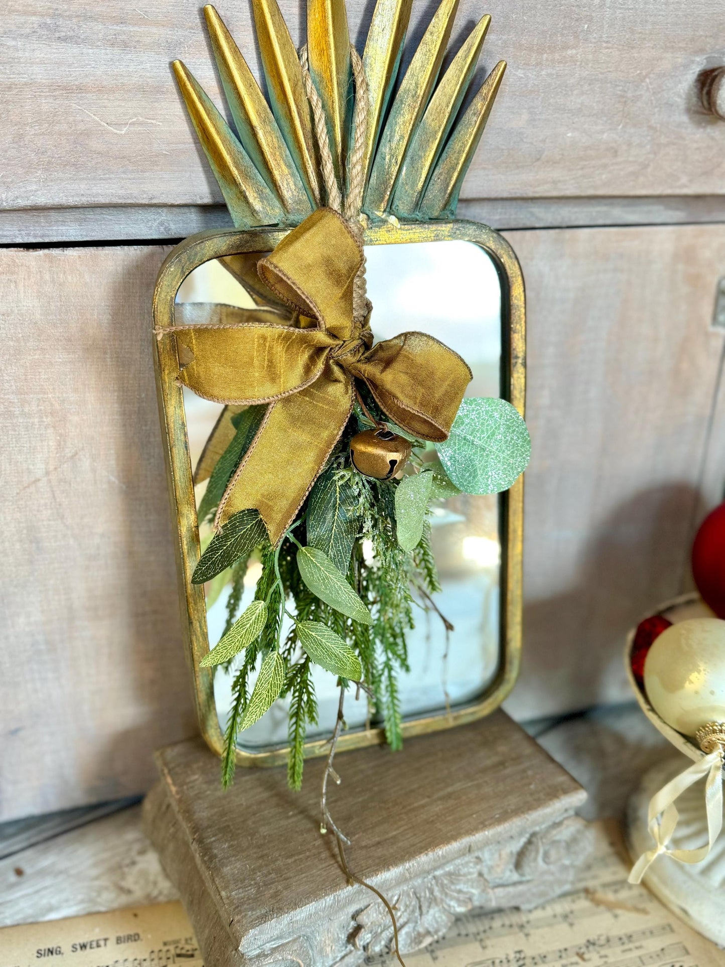 Luxe Gold Mini Christmas Swag with Bells, Mini Lantern Swag, Kitchen Cabinet Decor