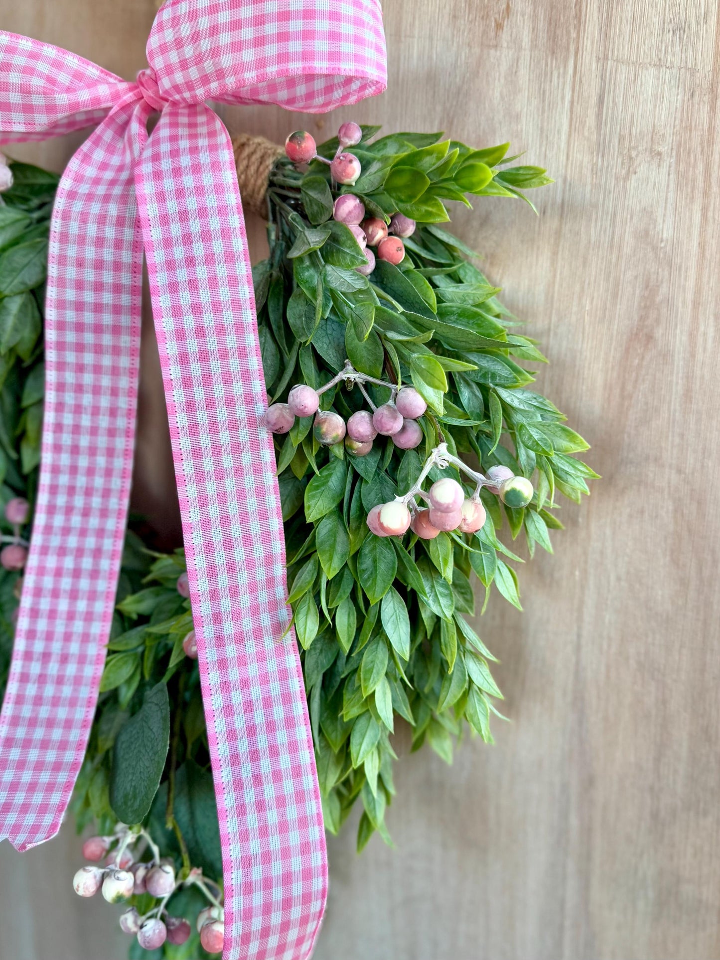 Valentines Day Wreath, Pink Berry Wreath, Spring Wreath, Pink Valentines Day Wreath, Mothers Day Gift, Easter Decor, Pink Heart Wreath