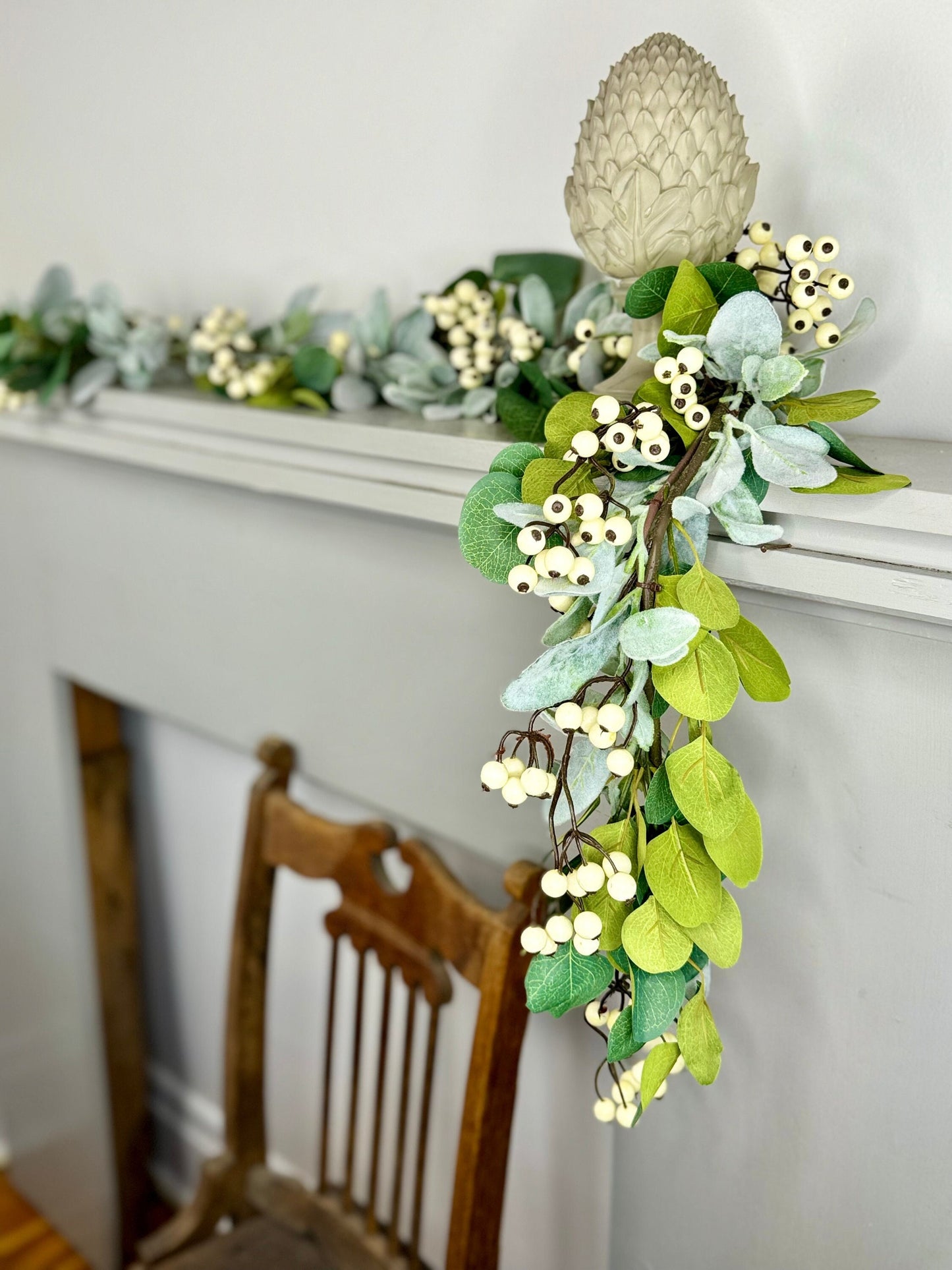 White Berry Garland, White Berry Lambs Ear Eucalyptus Garland, Garland for Mantle, Fireplace Decor, White Wedding Garland