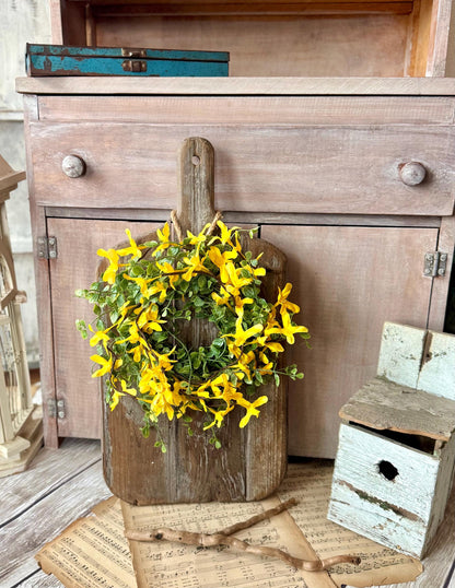Yellow Forsythia Candle Wreath, Window Wreath, Yellow Kitchen Cabinets Wreath, Gold Chain Spring Wreath Ring, Summer Candle Wreath