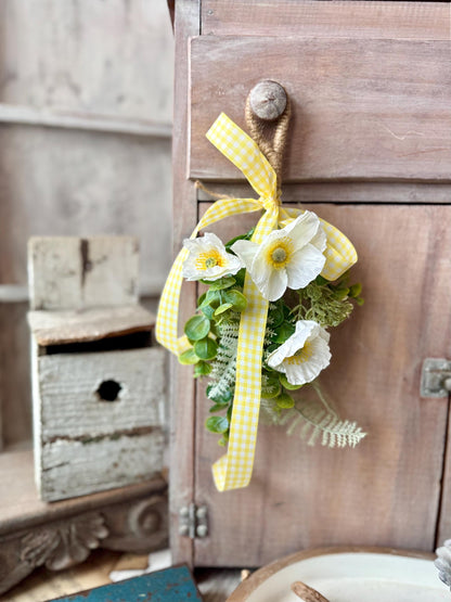 NEW 2025! White Poppy Greenery Swag Wreath, Spring Mini Swag, Yellow Poppy, Mothers Day Swag, Wildflower Decor