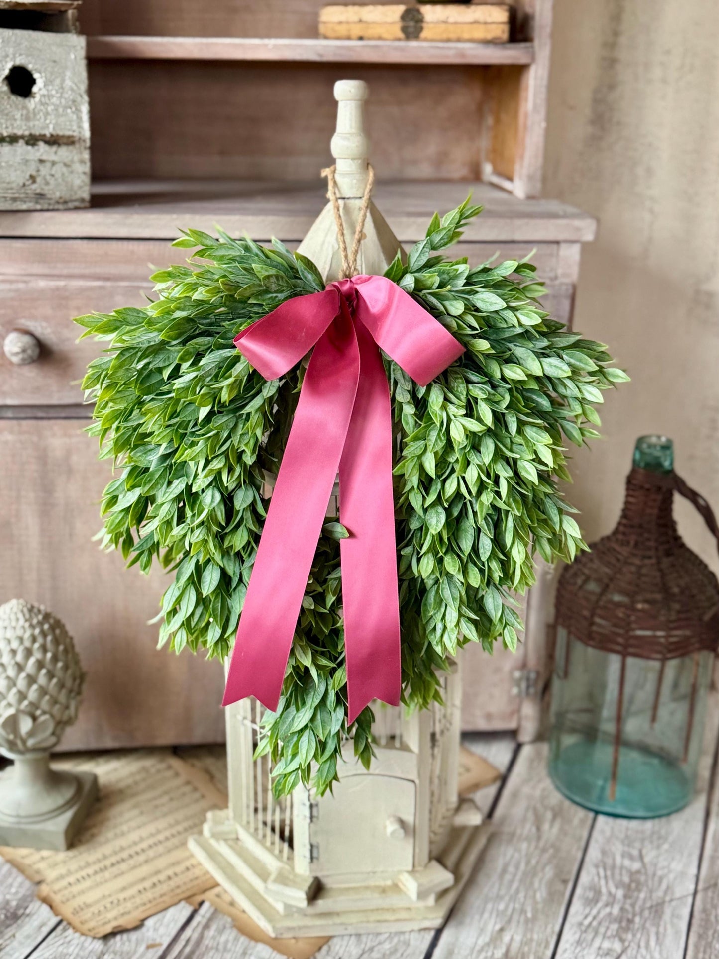 Greenery Wreath, Heart Shaped Wreath, Modern Door Wreath, Spring Wreath, Summer Wreath, Apartment Door Wreath, Nursing Home Decor
