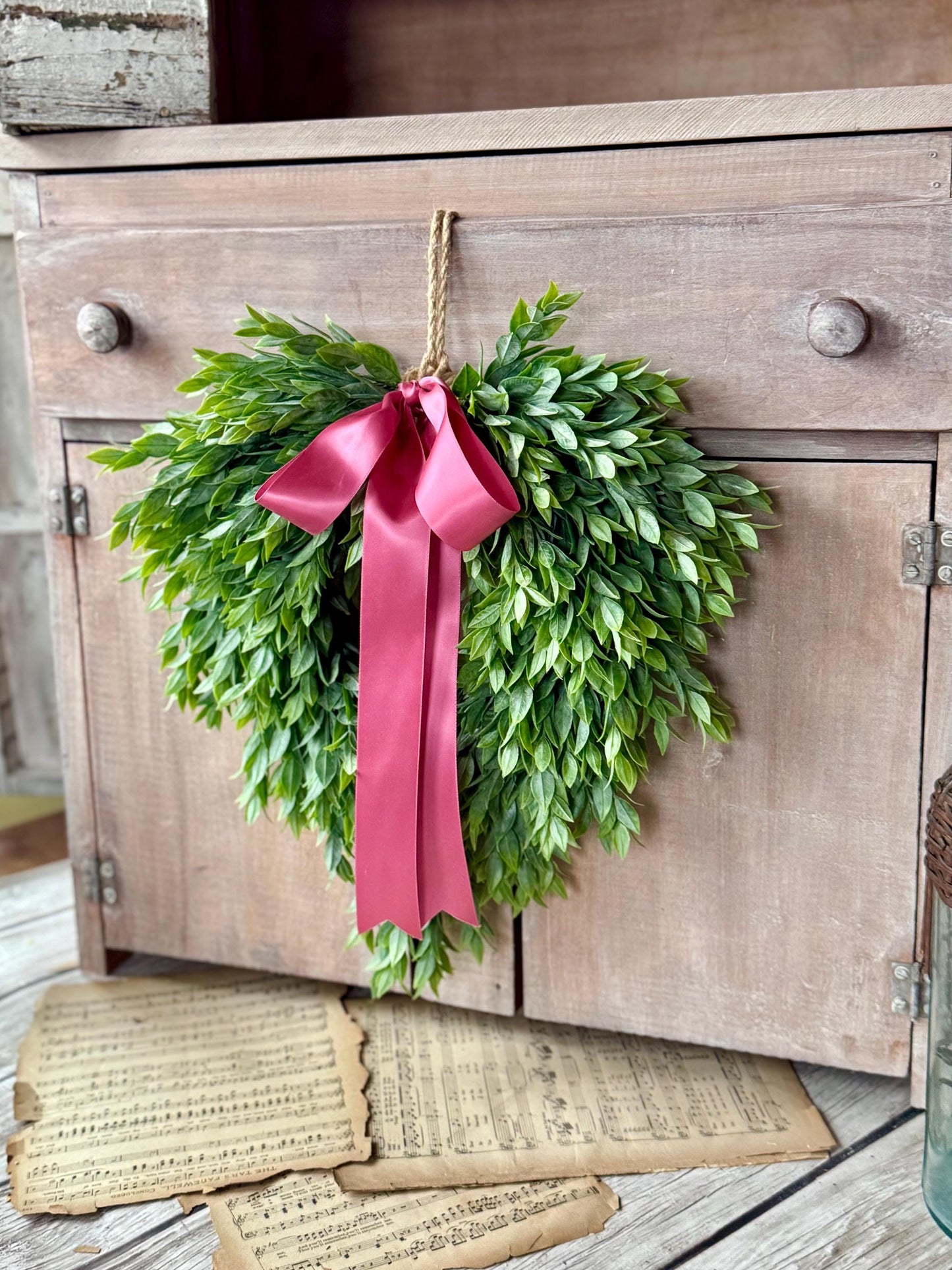 Greenery Wreath, Heart Shaped Wreath, Modern Door Wreath, Spring Wreath, Summer Wreath, Apartment Door Wreath, Nursing Home Decor