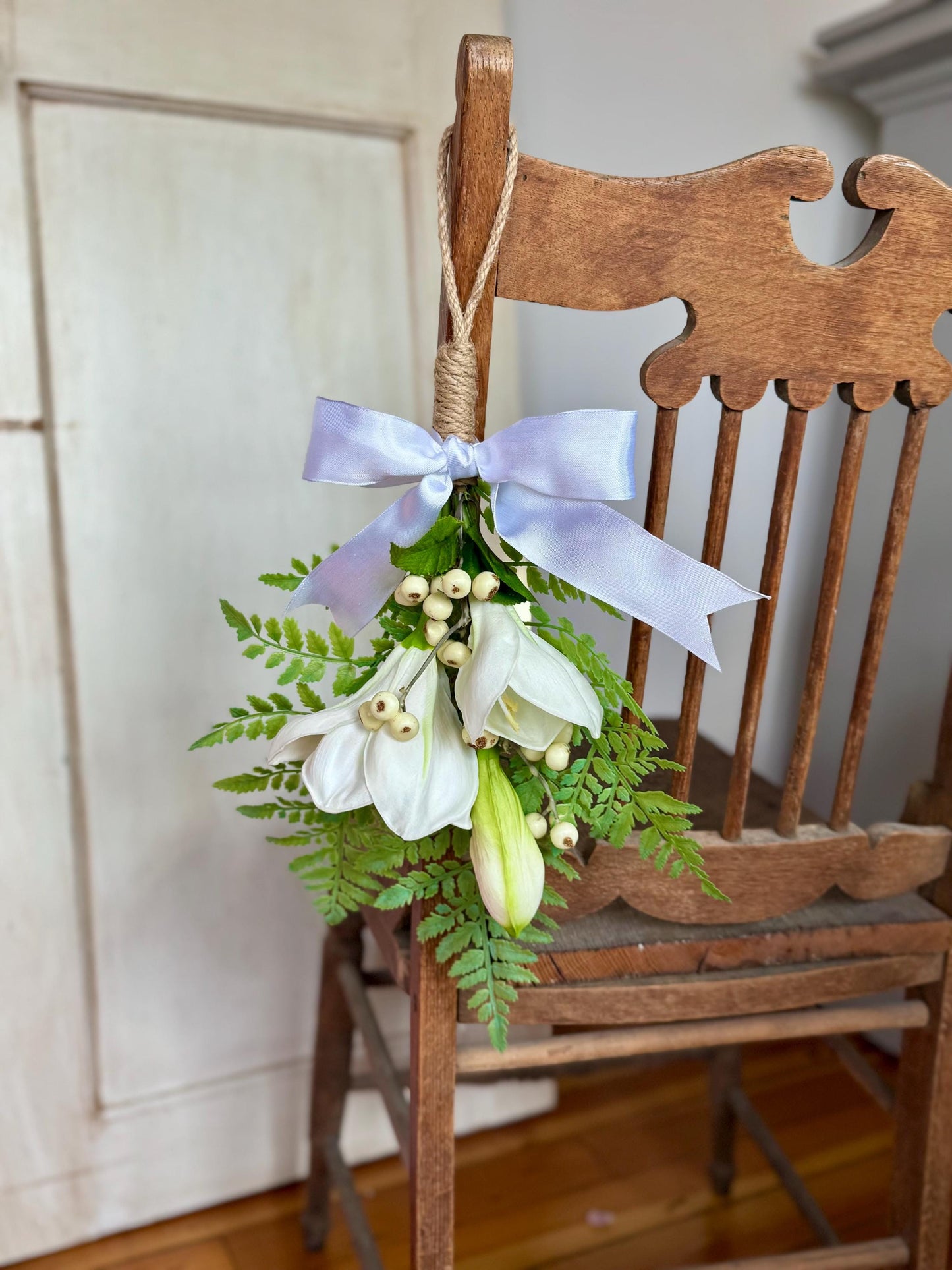 NEW 2025! White Lily Greenery Swag Wreath, Spring Mini Swag, Easter Lily Swag, White Wedding Pew Swag, Easter Lily Church Decor