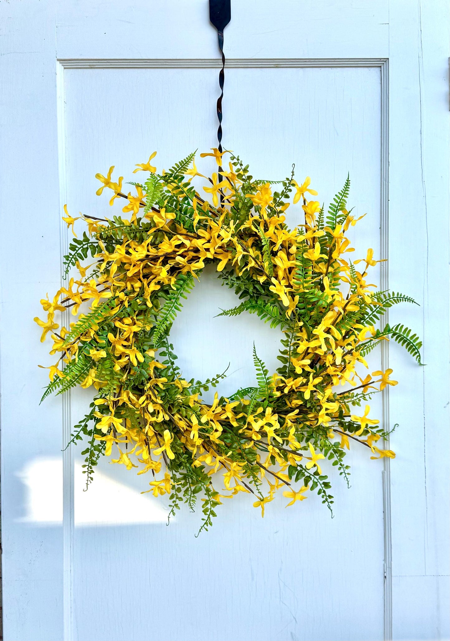 Yellow Forsythia Door Wreath, Spring Wreath, Gold Chain Spring Wreath, Yellow Summer Wreath