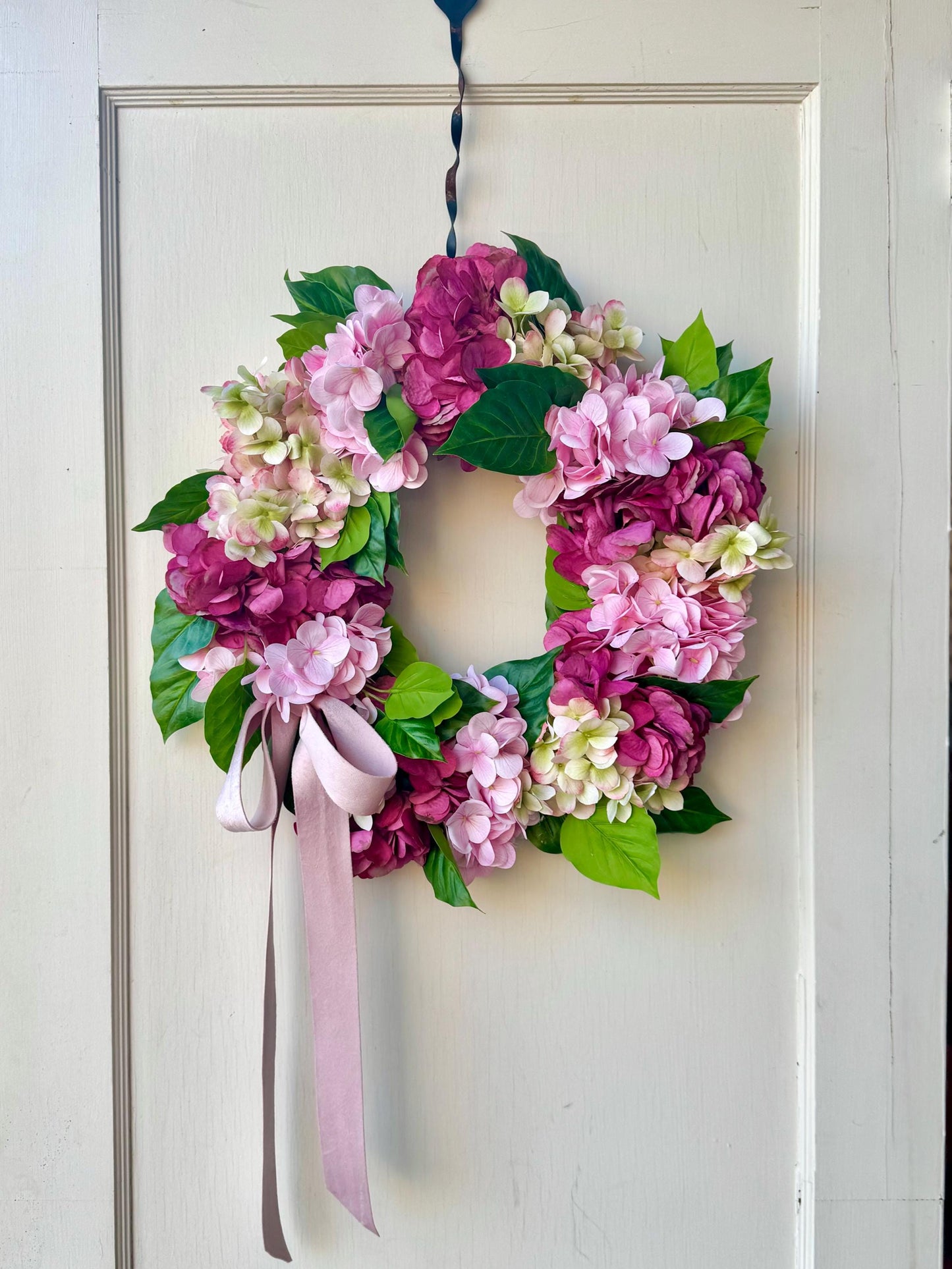 Pink Hydrangea Wreath, Mothers Day Gift, Pink Spring Door Wreath, Pink Summer Wreath, Easter Wreath, Front Door Wreath, Hot Pink Decor