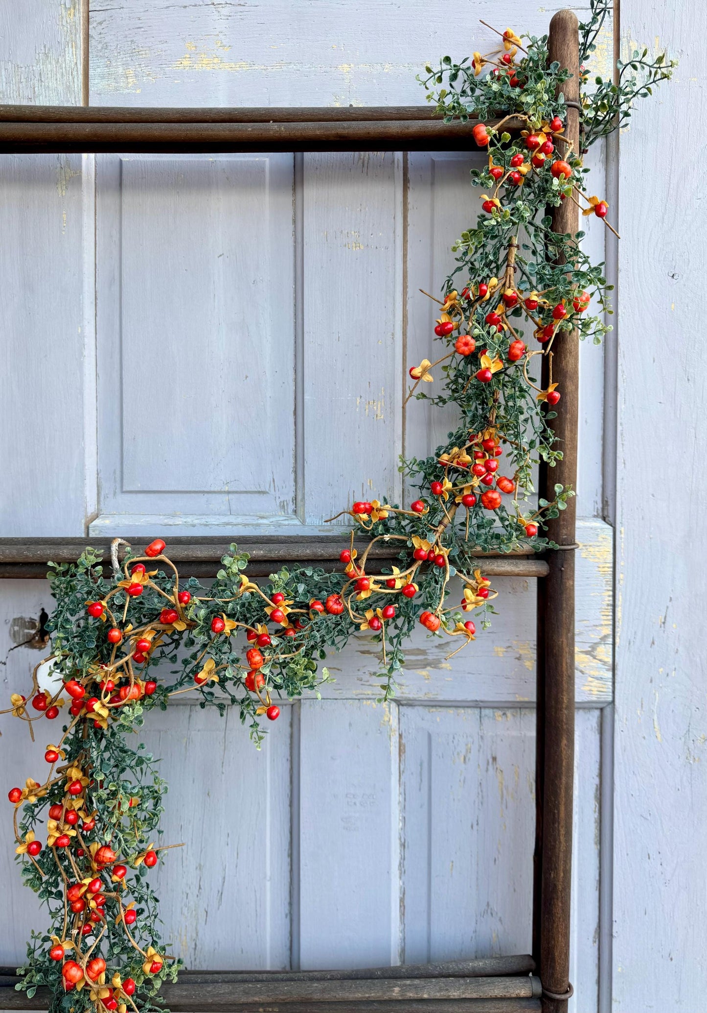Fall Pumpkin Berry Garland for Mantle, Bittersweet Garland, Farmhouse Harvest Decor, Fireplace Decor, Fall Bittersweet Garland